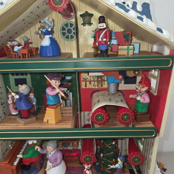 Mr. Christmas Animated & Musical Santa's Workshop - Picture 4 of 16